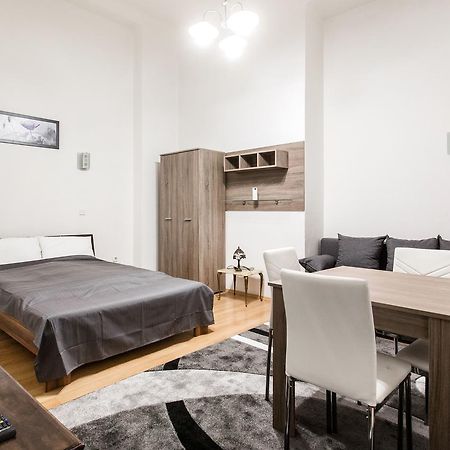 W2 Synagogue Apartment Budapest Eksteriør billede